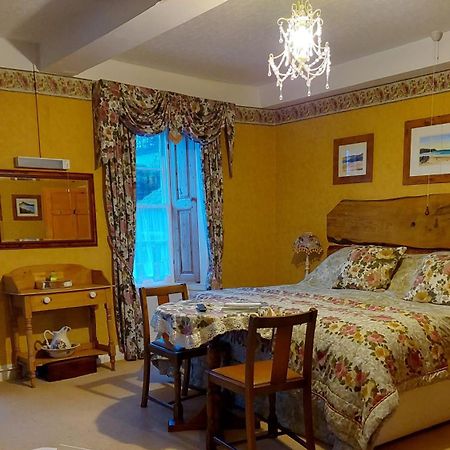 Priskilly Forest Country House Фишгард Экстерьер фото